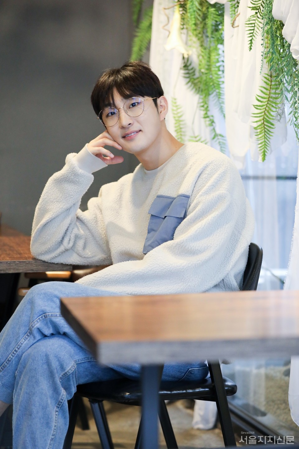 ▲ 배우 배나라가 지난 19일 대학로 한 카페에서 서울자치신문과 인터뷰를 진행하고 있다.