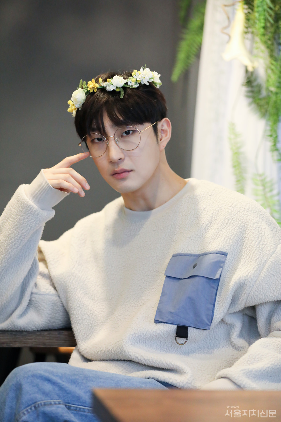 ▲ 배우 배나라가 지난 19일 대학로 한 카페에서 서울자치신문과 인터뷰를 진행하고 있다. ㅣ 사진 김수현 기자