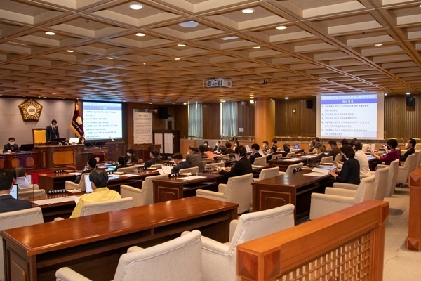 임시회 전경. 사진제공=강남구의회
