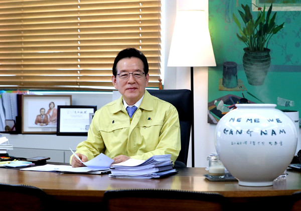 정순균 강남구청장