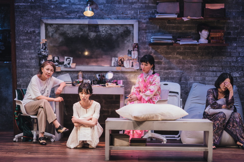 분장실_공연사진(정재은,지우,황영희,손지윤)(사진제공_T2N미디어)