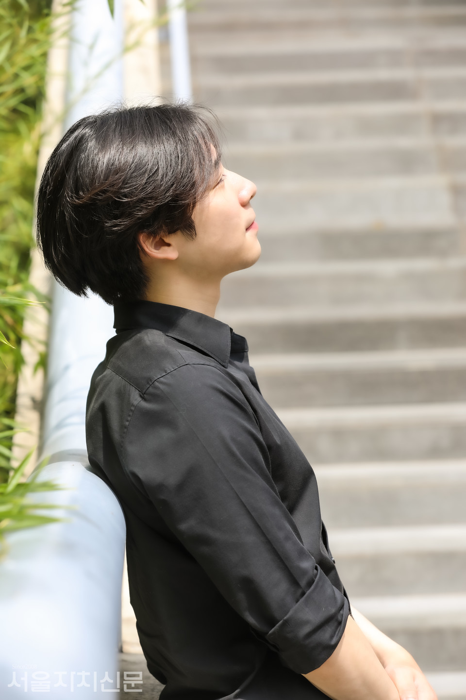 ▲ 배우 서동진이 대학로에서 서울자치신문과 인터뷰를 진행하고 있다. ㅣ사진 ⓒ 김수현 기자