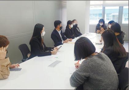 지난 18일 서울학부모연합, 서울시와 그린스마트 미래학교 철회관련 간담회 가져1