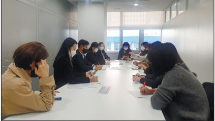 지난 18일 서울학부모연합, 서울시와 그린스마트 미래학교 철회관련 간담회 가져