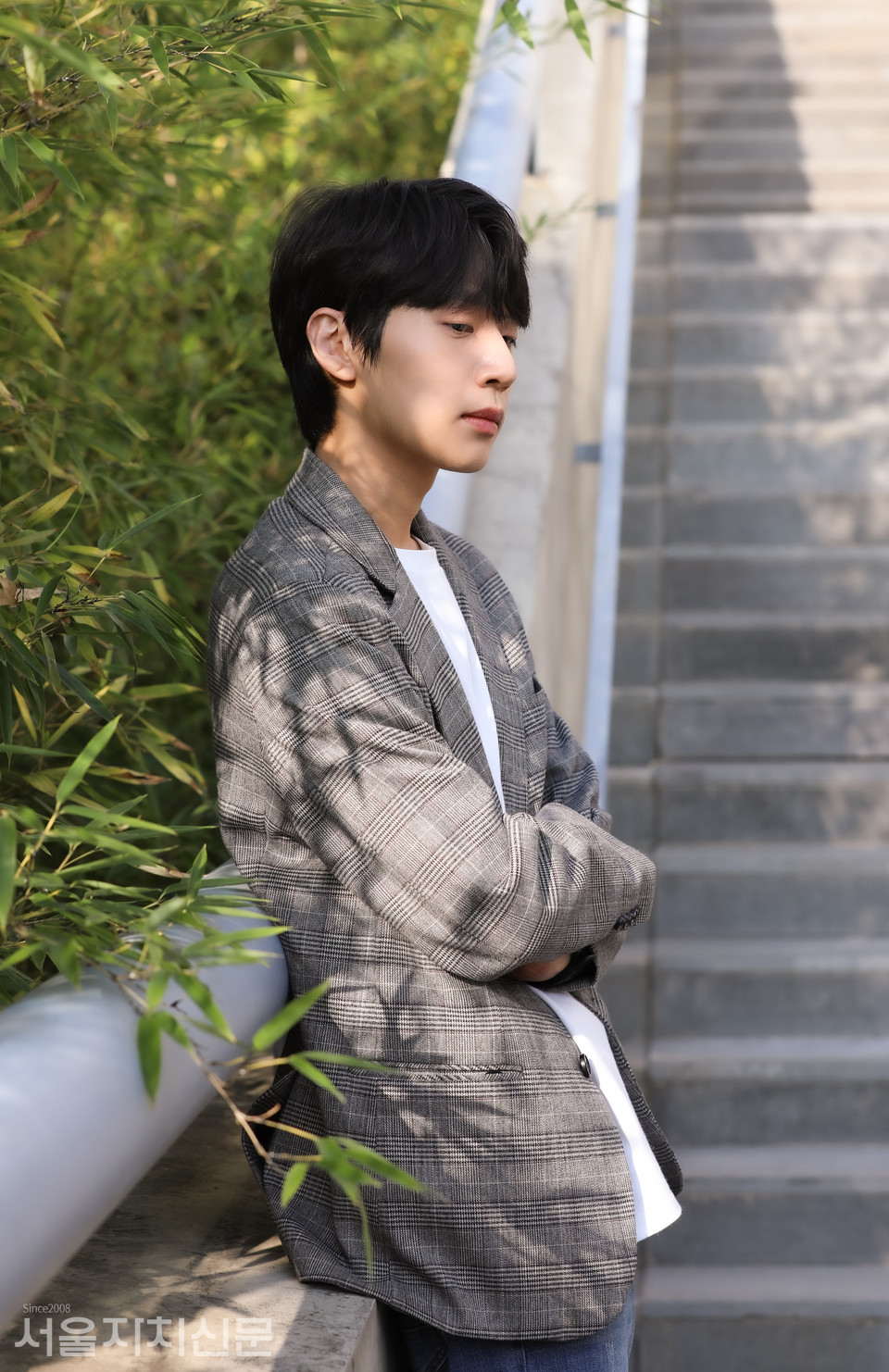 ▲ 배우 박상혁이 대학로에서 서울자치신문과 인터뷰를 진행하고 있다. ㅣ사진 ⓒ 김수현 기자