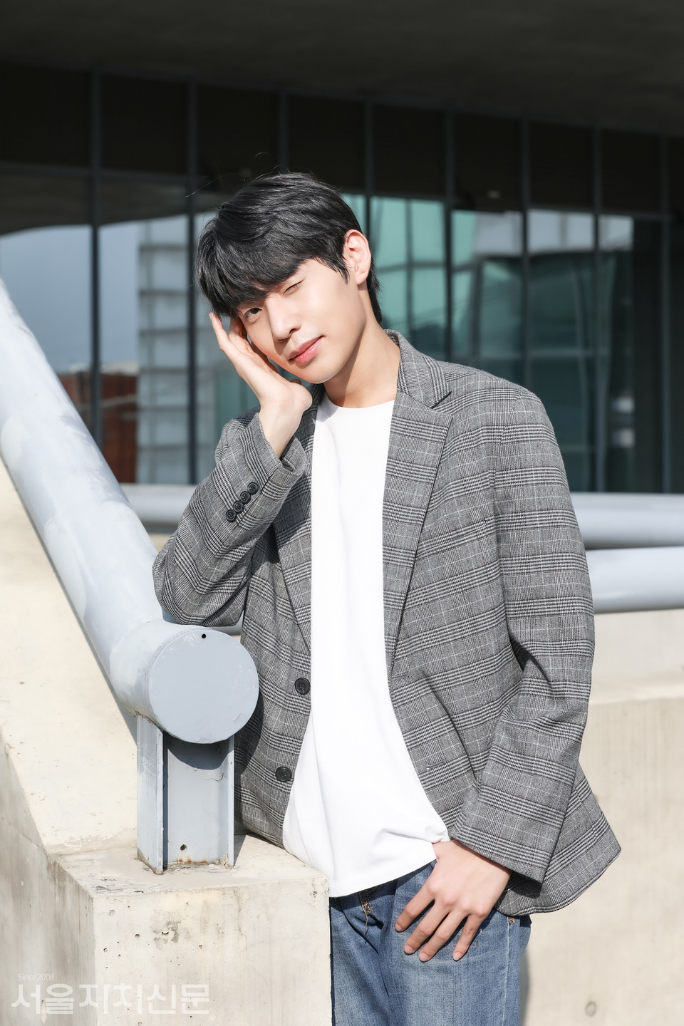 ▲ 배우 박상혁이 대학로에서 서울자치신문과 인터뷰를 진행하고 있다. ㅣ사진 ⓒ 김수현 기자