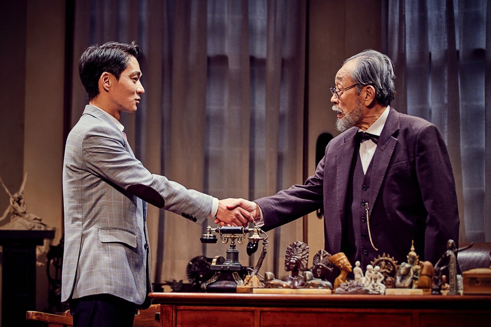 연극  공연사진 (왼쪽부터) 전박찬, 신구 | 제공=㈜파크컴퍼니