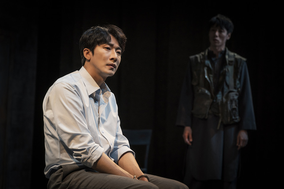 연극 '보이지 않는 손' 공연 장면 ㅣ 제공 연극열전