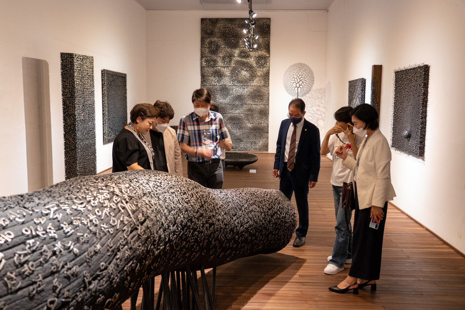 강남구의회 행재委, 이재효갤러리 현장 방문