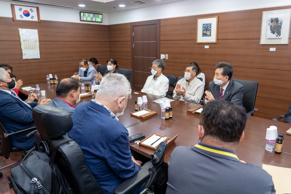 강남구의회, 강남구 11개 장애인단체 회장단과 간담회 진행 1