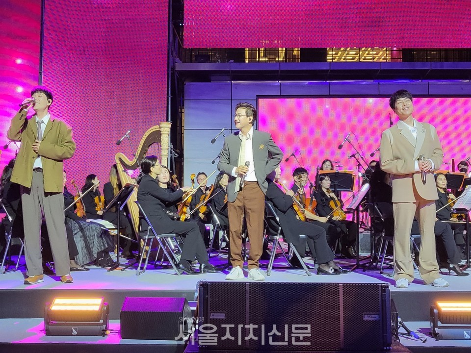 가을의 향연 스윗소로우 무대