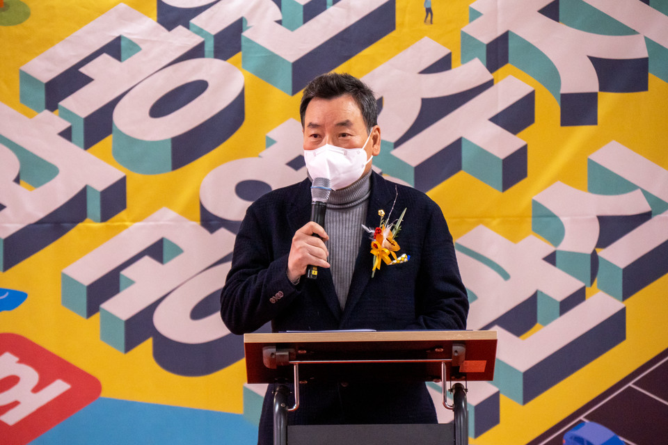 지난 12월 16일 ‘역삼문화공원 제1호 공영주차장’ 개관식에서 강남구의회 김형대 의장이 축사를 하고 있다.