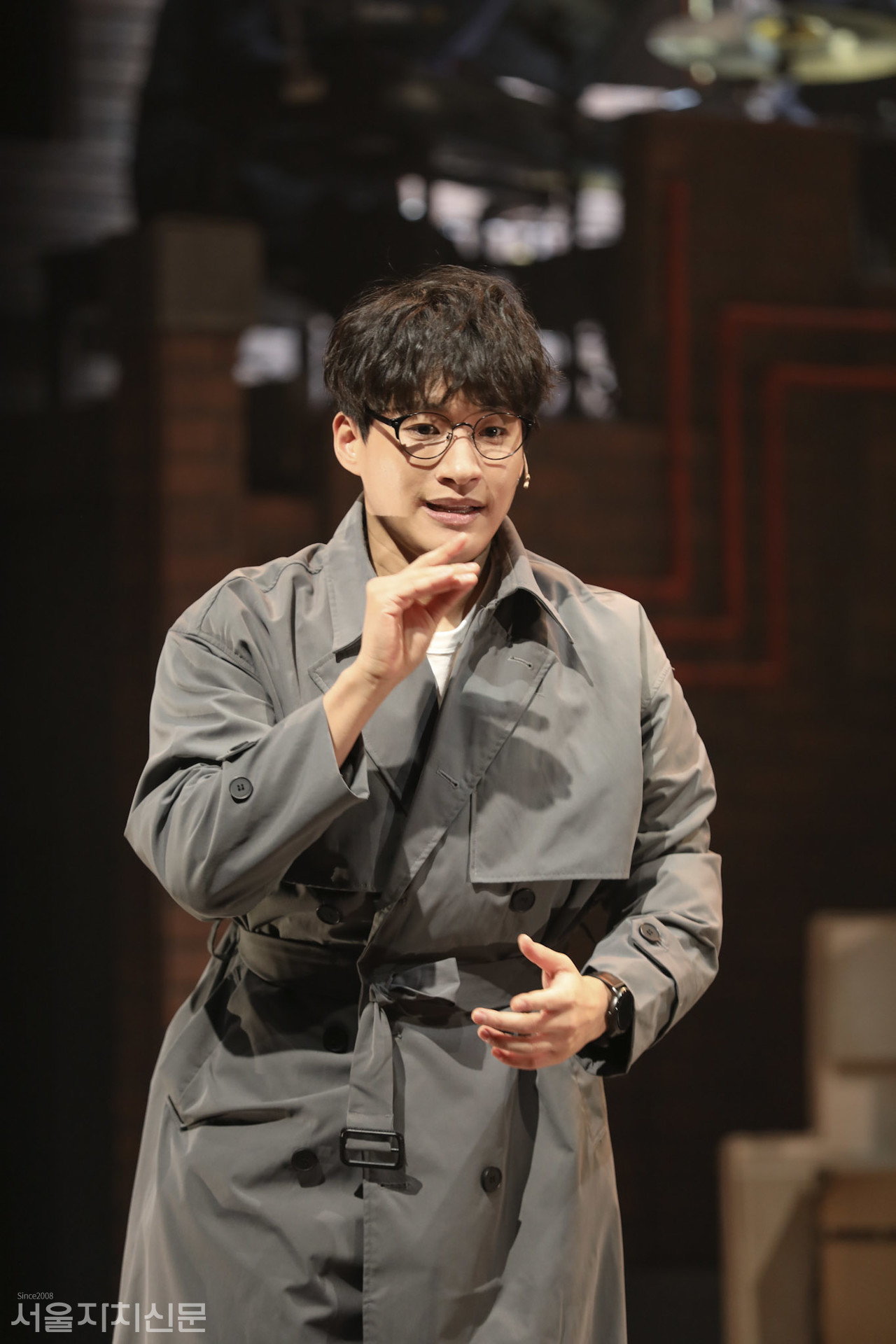 배우 정욱진이 '바로 여기, 이탈리아' 장면을 시연하고 있다. ⓒ 김수현 기자