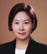 한림대학교의료원(외래교수), 한양대학교 지방자치연구소 연구위원.2008년부터 10년간 강남구보건소 소장, 제20대 대통령직 인수위원회 코로나 비상대응 특별위원회 자문위원 역임