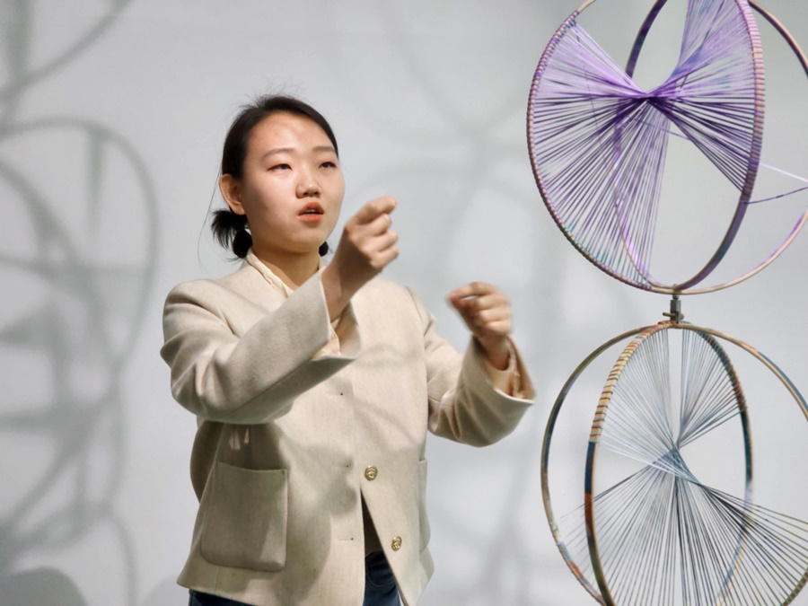 ▶ 김원진 , 2023 종이 위에 안료, 콜라주 160x160츠(detail)