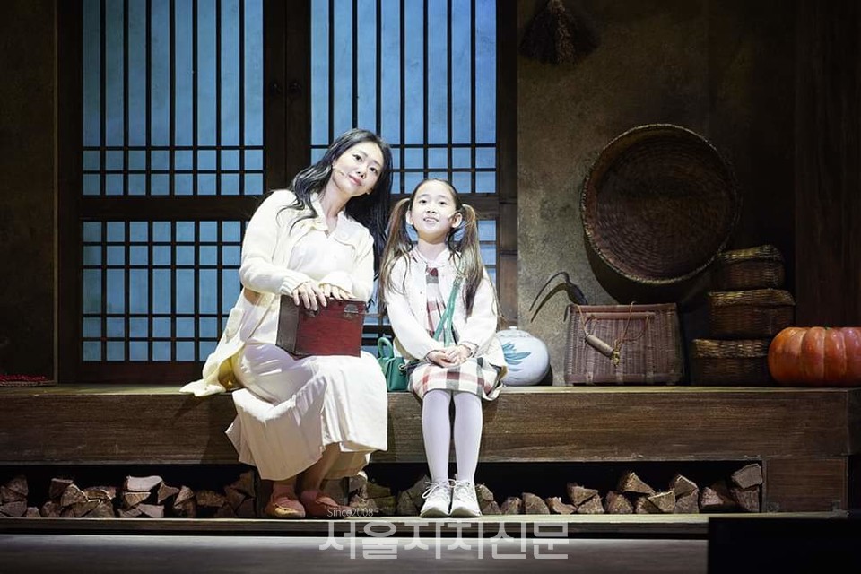 온가족이 함께 즐기는 주크박스 뮤지컬 '친정엄마 1 사진출처=수컴퍼니