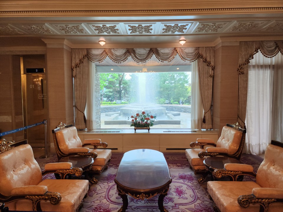 ▲전면 개방되는 청남대 내부 공간 ㅣ 사진 최상미 객원기자