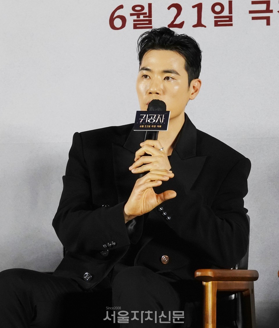 재벌 2세 한이사 역의 김강우