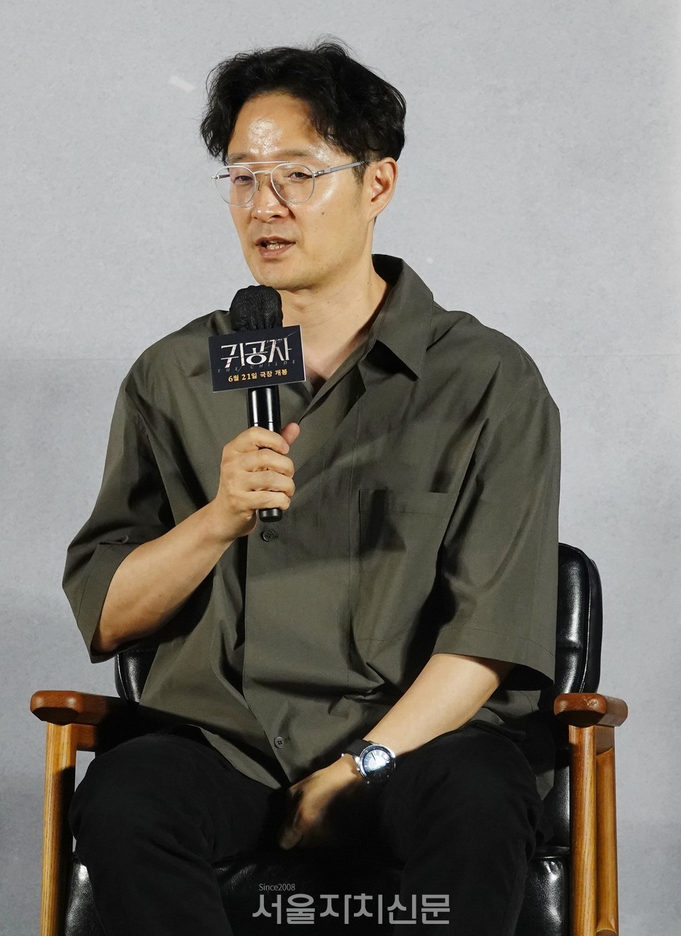 한국영화계의 독보적인 장르영화 마스터라 불리는 박훈정 감독