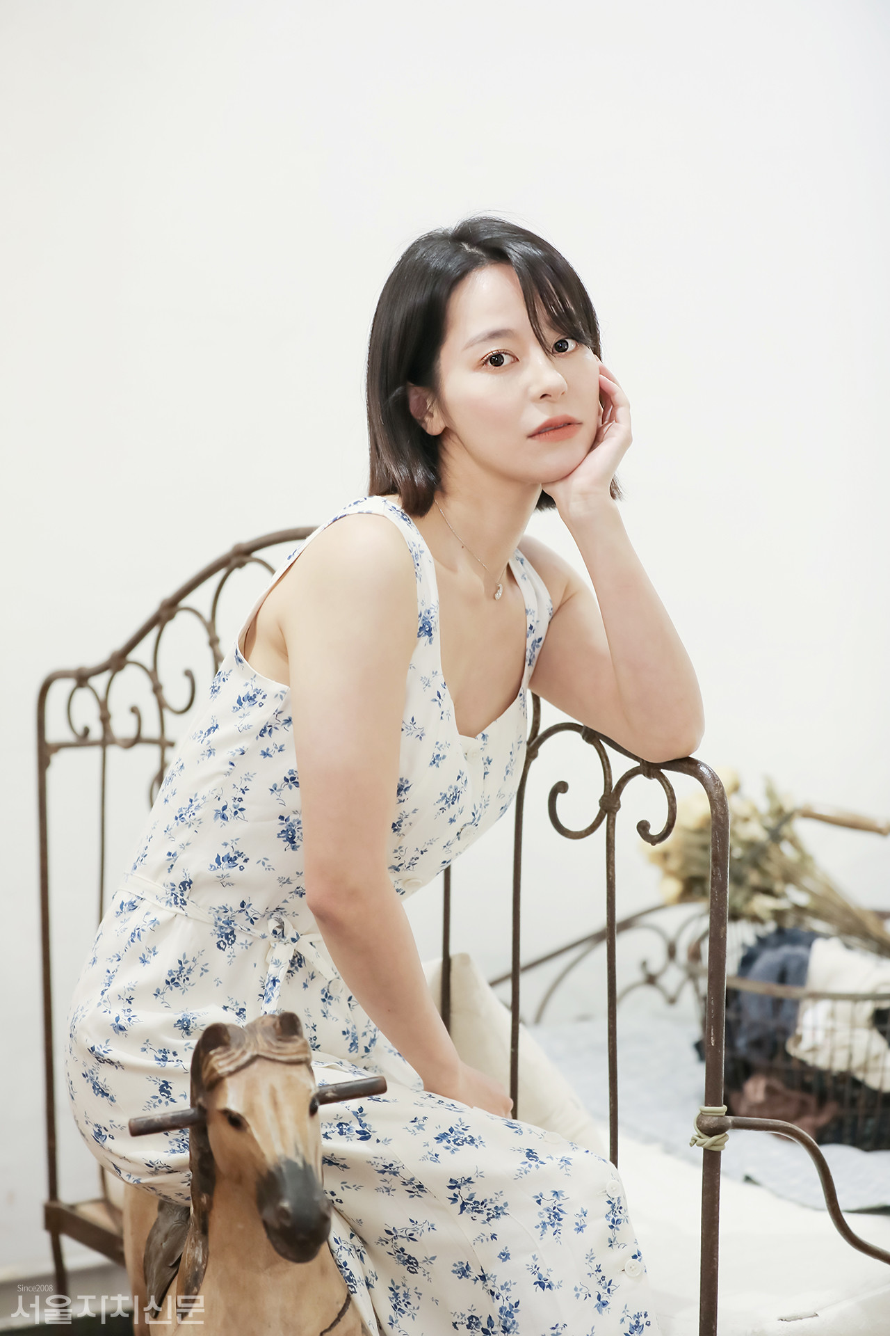 ▲ 배우  김주연이 인터뷰에 앞서 포즈를 취하고 있다. ㅣ사진 ⓒ 김수현 기자