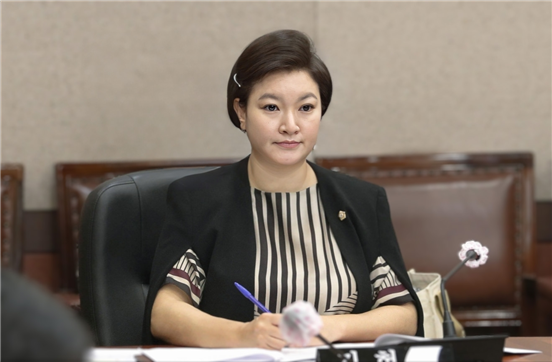 강남구의회 행정재경위원회 김현정 의원(압구정동․청담동)