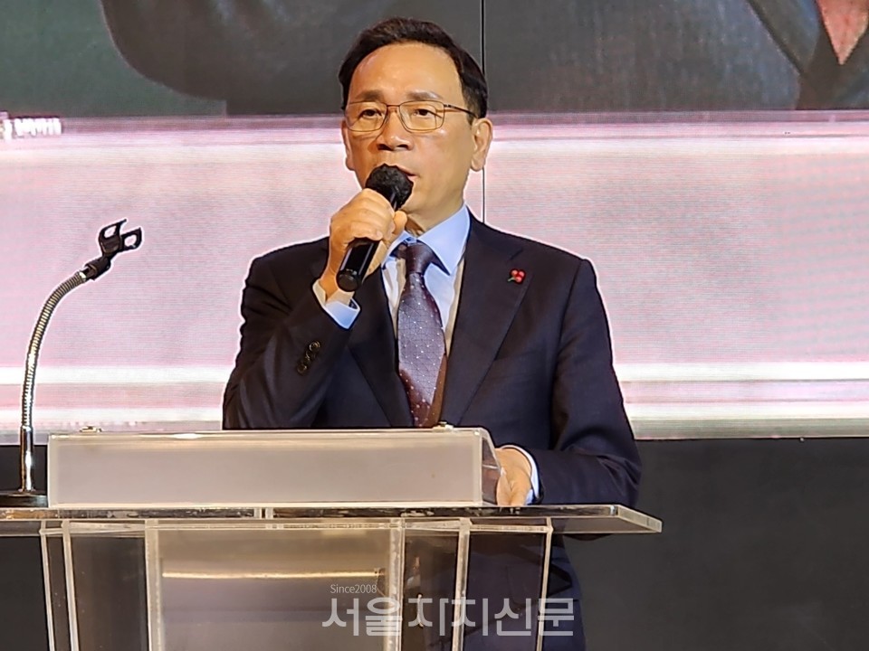 축사를 하고있는 조성명 강남구청장. 서울자치신문DB