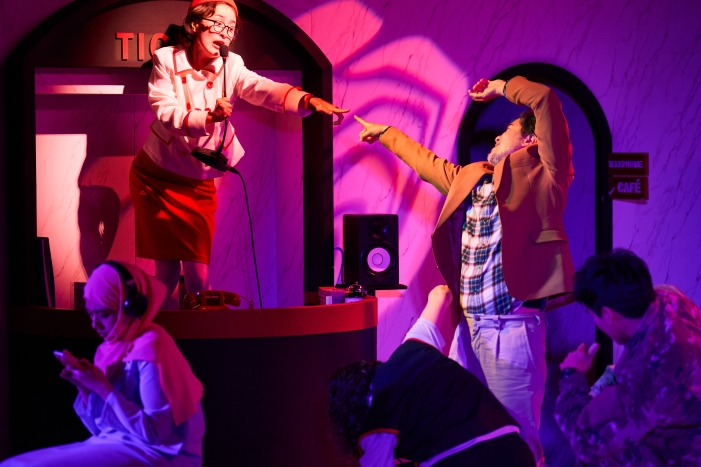 ▲) 연극 '더 라스트 리턴' ㅣ 제공 두산아트센터