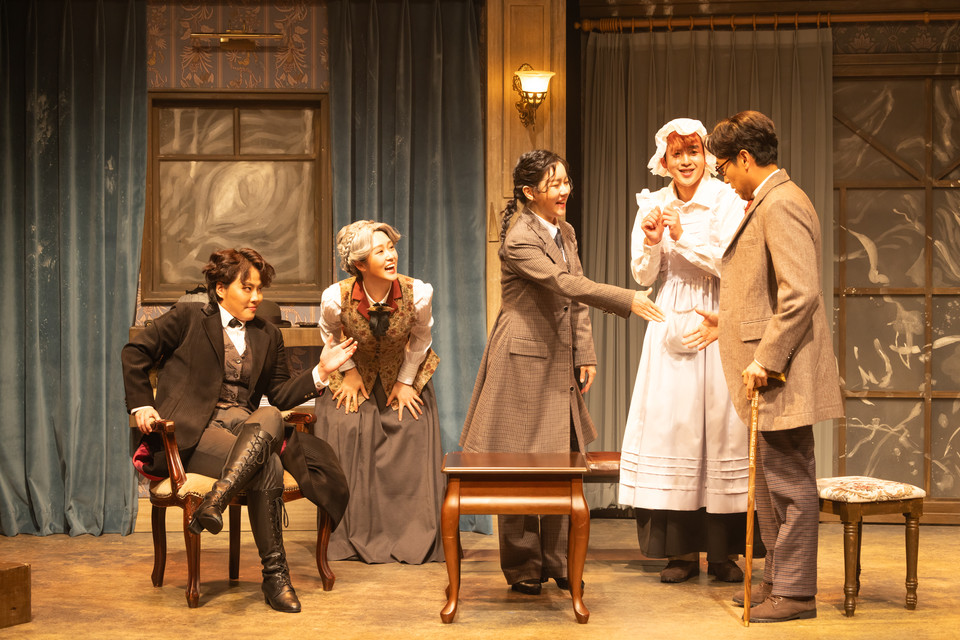  연극 '바스커빌 : 셜록홈즈 미스터리' 스틸컷 2 / 제공=㈜모먼트메이커, CJ ENM