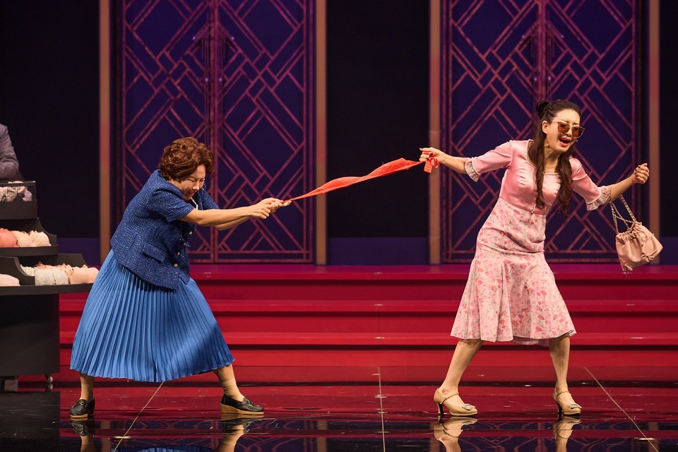 뮤지컬 메노포즈 공연사진 2. 사진제공=달컴퍼니