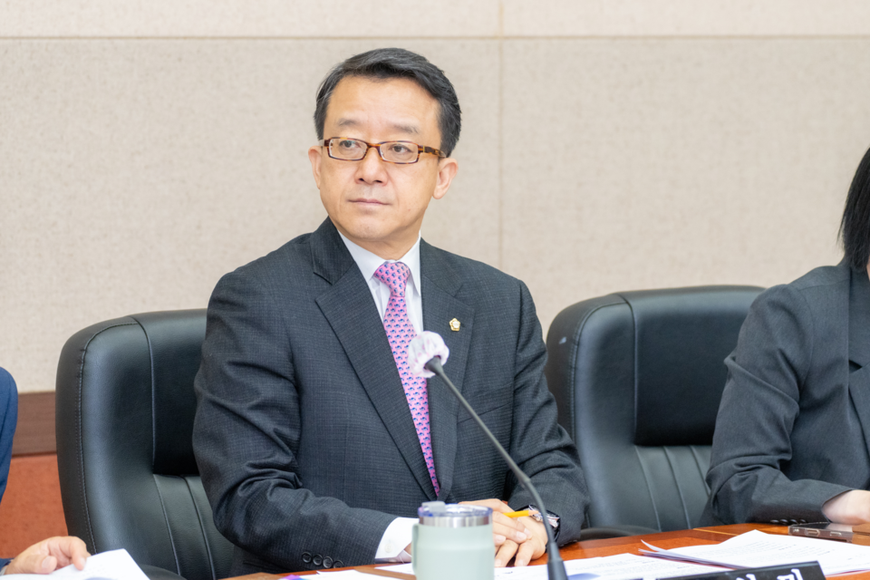 강남구의회 윤석민 의원