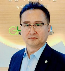 서울자치신문 칼럼니스트, 장애인신문 논설위원, 한국장애인기술진흥협회 강남지회장, 서울시 강남자원회수시설 주민지원협의체 위원장 이병호