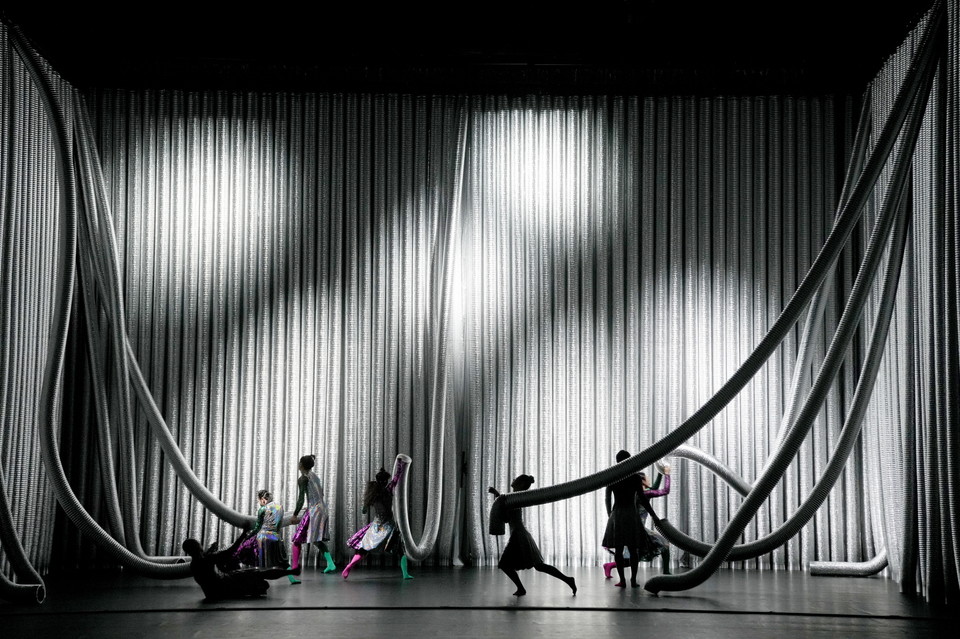 안은미컴퍼니 드레곤즈 공연 사진_01 ©옥상훈