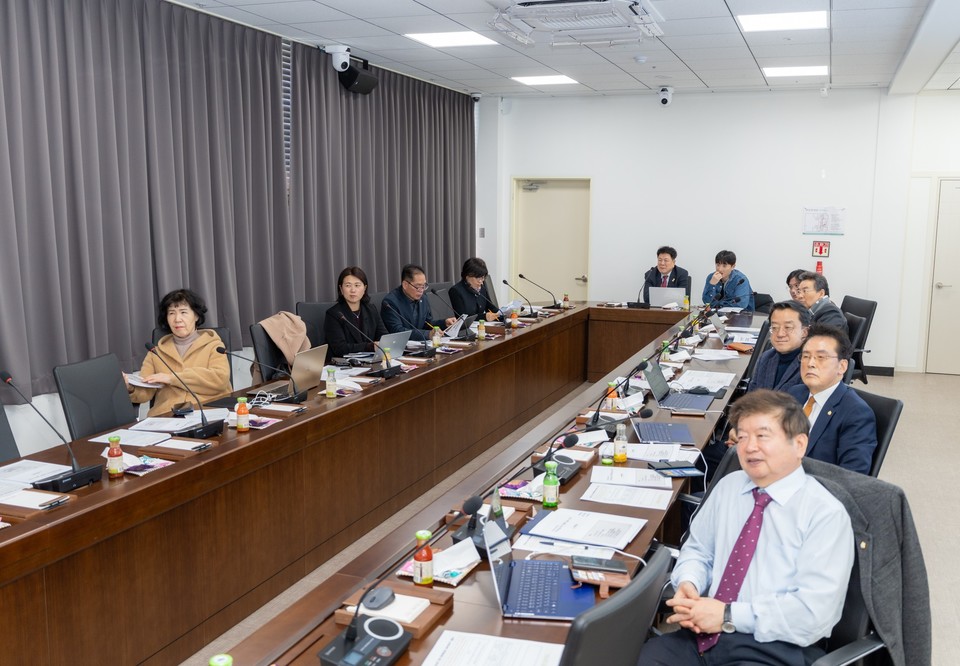 지난 13일 구의회 7층 열린회의실에서 진행된 ‘의정 역량 강화 교육’ 전경