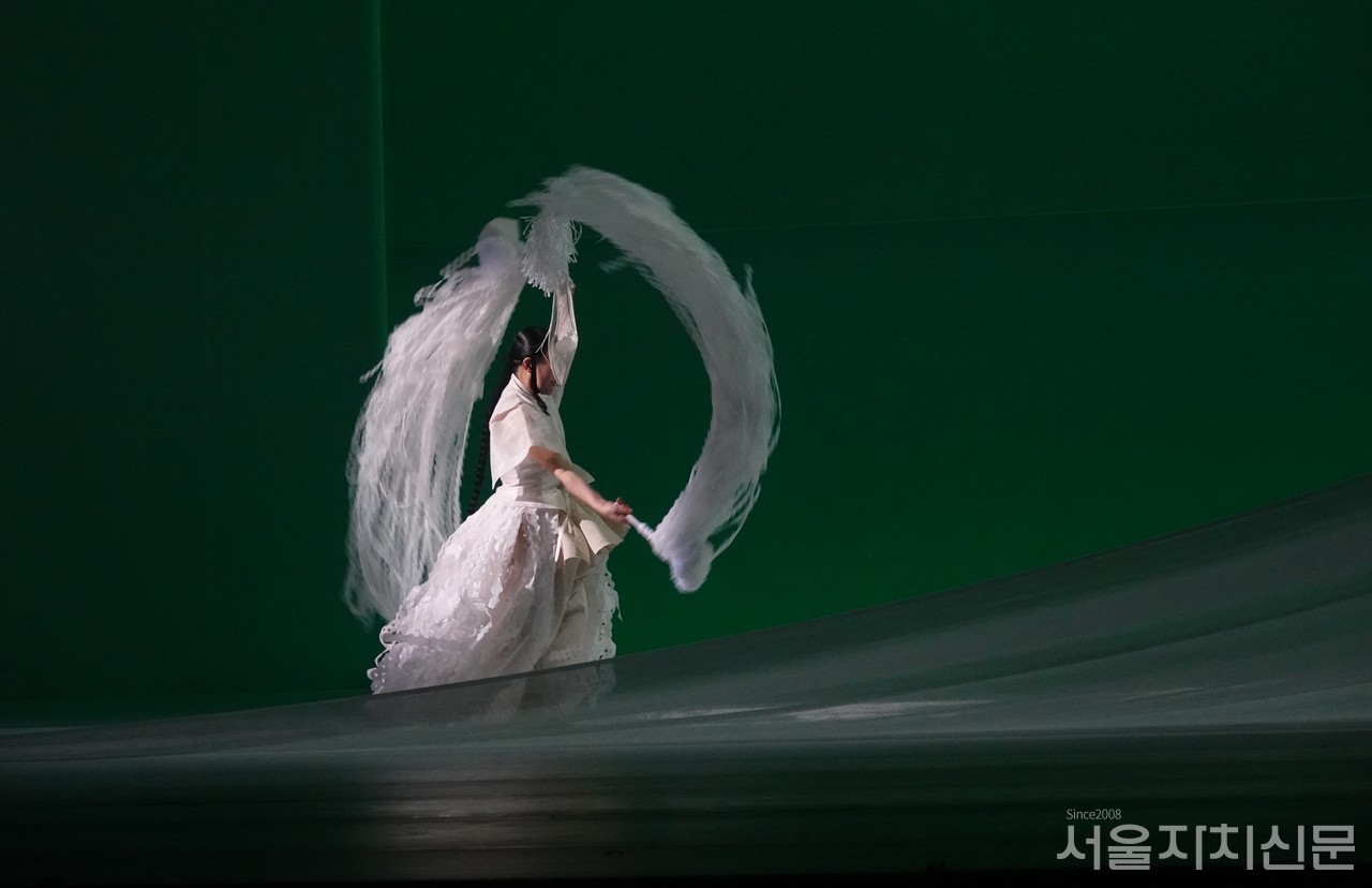 ▲ 국립무용단 신작 '미인' 최종 드레스리허설 장면 시연