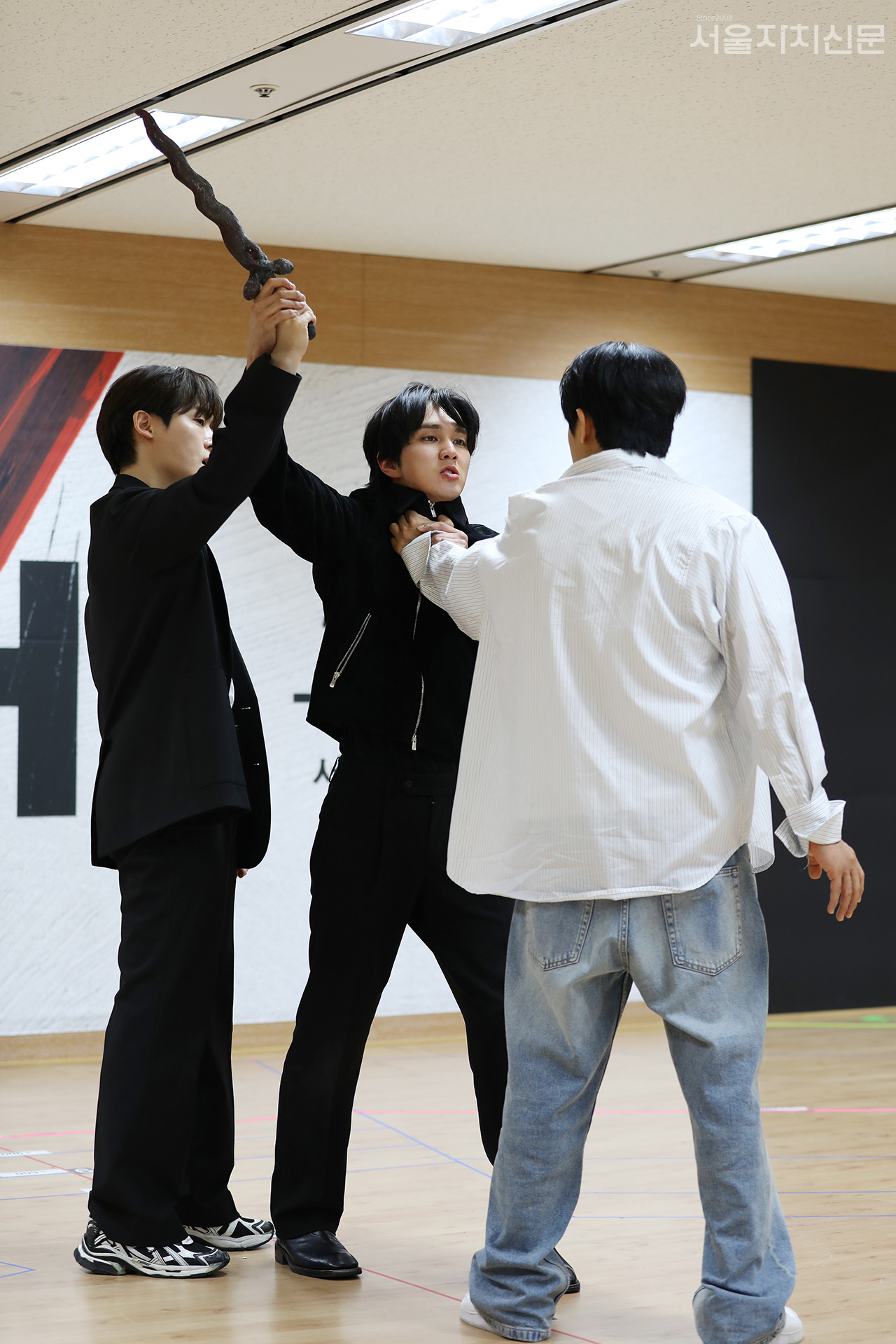 ▲ 장면을 시연 중인 배우 양지원, 유승호, 손호준(왼쪽부터)