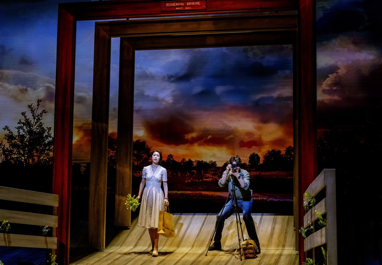 ‘프란체스카’ 역_조정은/ ‘로버트 킨케이드’ 역_최재림│제공 ㈜쇼노트