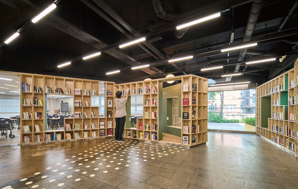 교육공간 혁신 사업을 통해 새로 조성된 성암국제무역고등학교의 ‘다온’ 전경