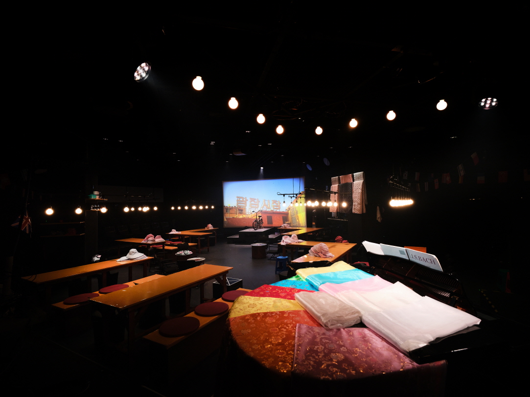 두산인문극장 2025 지역_뮤지컬_광장시장 ©두산아트센터