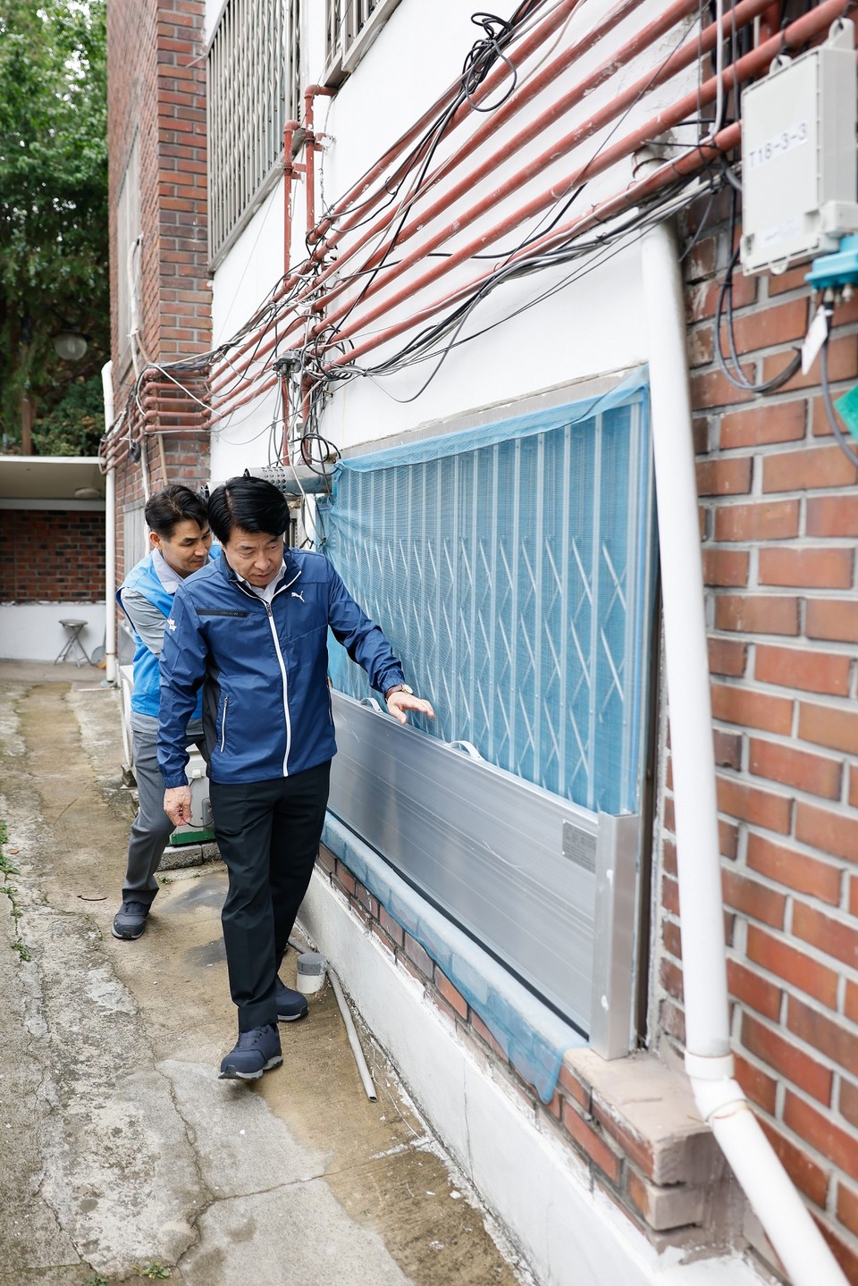 6. 26. 시설점검 중인 서강석 구청장