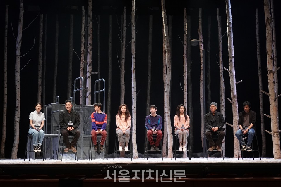 국내협력 연출 이지영 / 하칸 조정근 / 오스카 천우진 / 일라이 권슬아 / 오스카 안승균 / 일라이 백승연 / 하칸 지현준 / 국내협력 무브먼트 디렉터 김준태