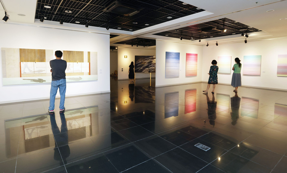 지난 24일부터 30일까지 열린 1차 전시.JPG