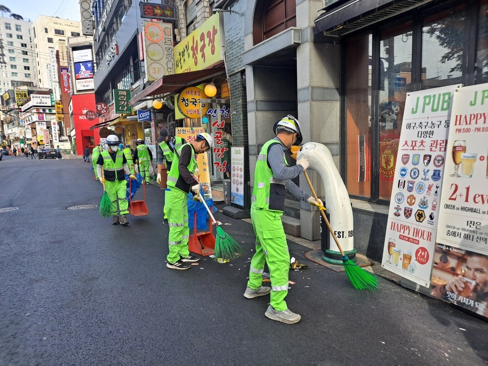 거리청소 모습
