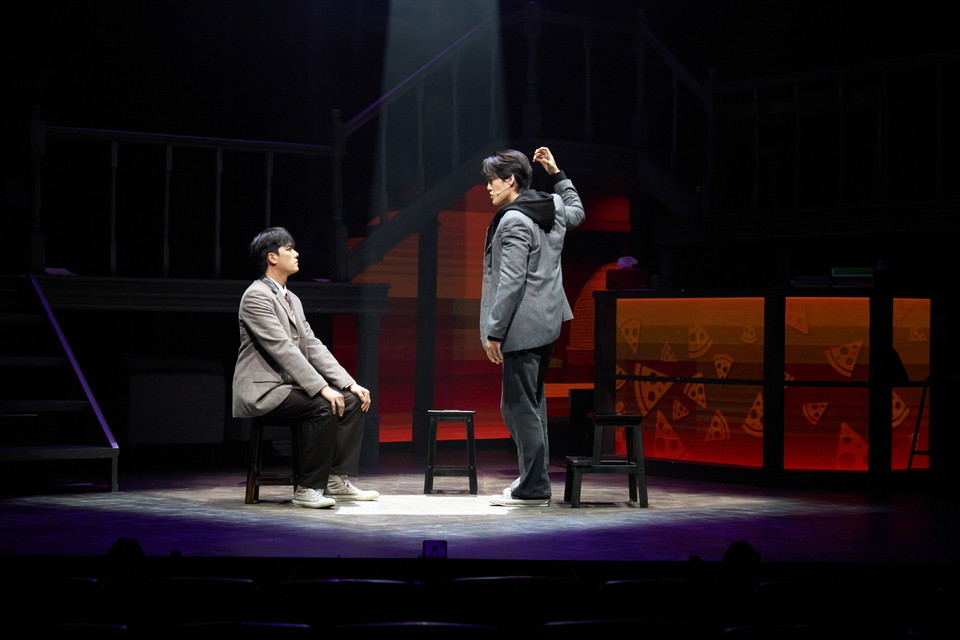 아몬드 공연사진_제공 라이브(주) 윤소호 김건우