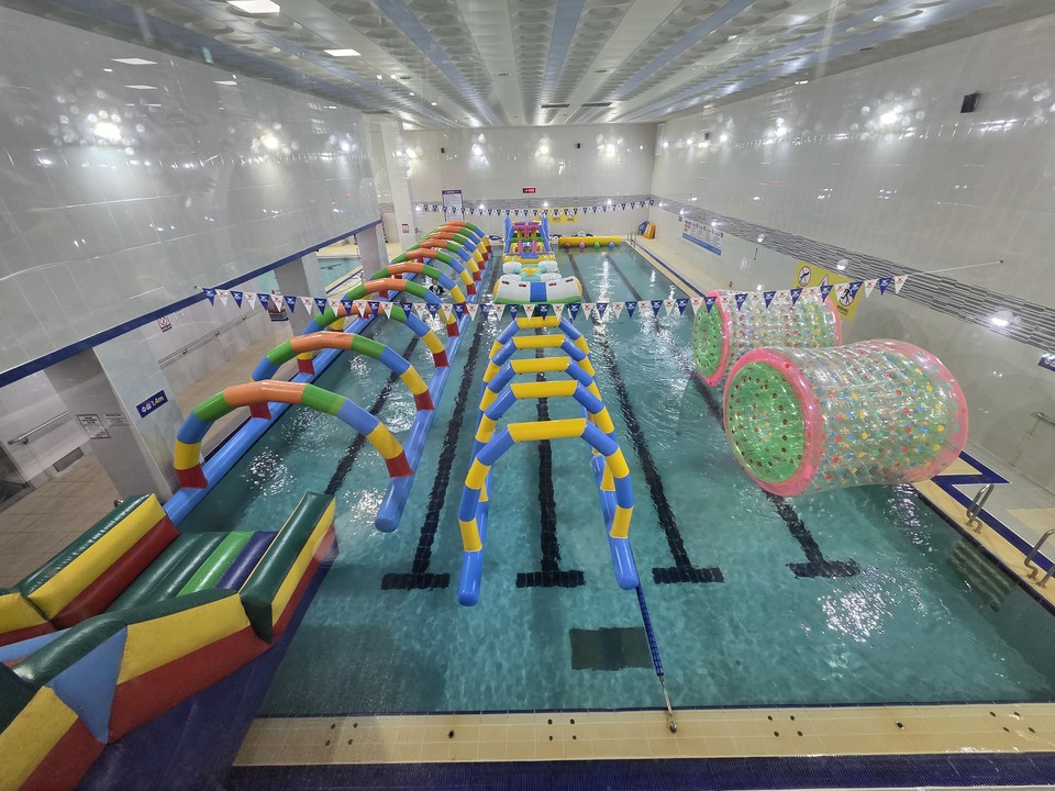 역삼청소년센터 수영장에 설치된 워터레이스 경기장