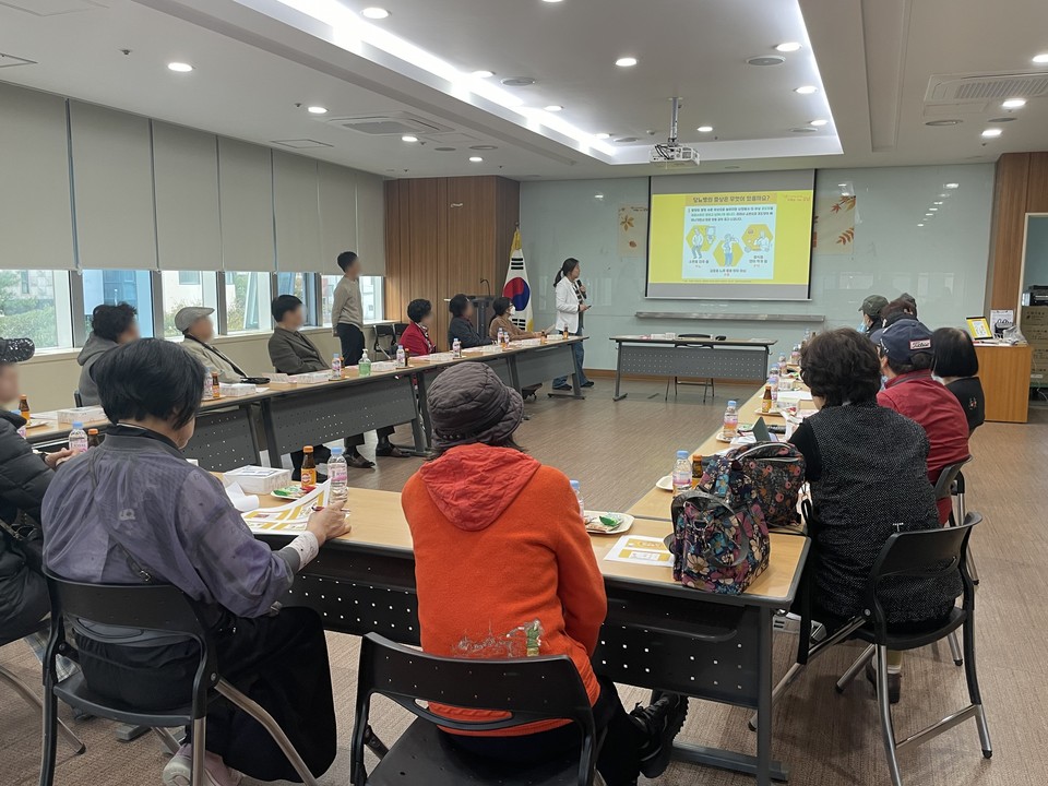 역삼1동 건강취약계층 어르신 건강지키미