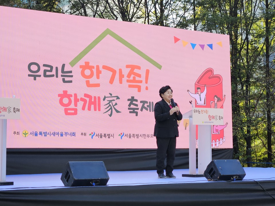 김영옥 보건복지위원장