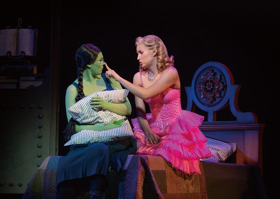 (4) 뮤지컬 위키드 내한 공연 - Popular photo by Jeff Busby