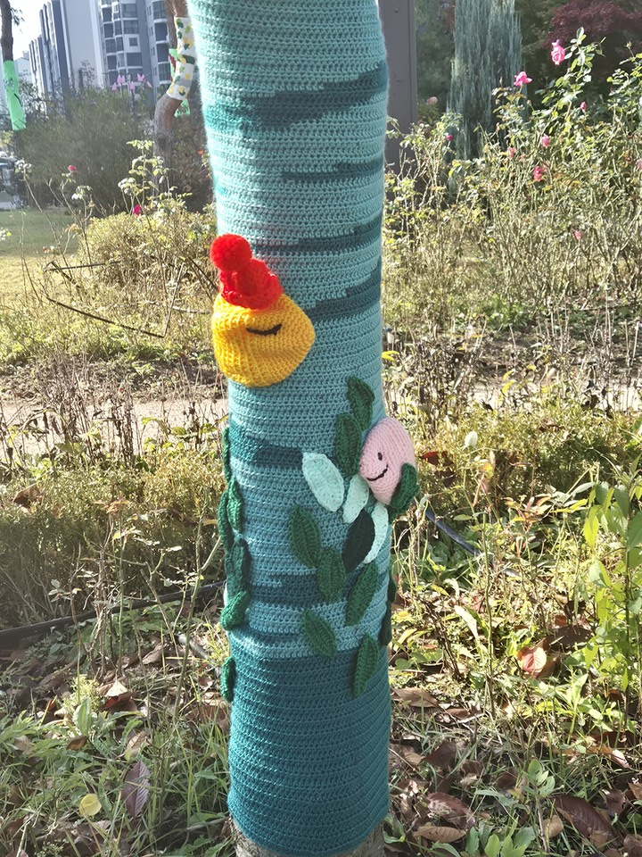 지난 11월 8일 위례호수공원 나무 트리니팅 작품 : 어린이 토슨트가 설명할 그림책 주요 장면 작품들