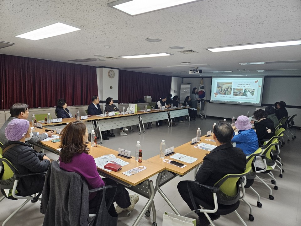 논현1동 명예사회복지공무원 교육 현장