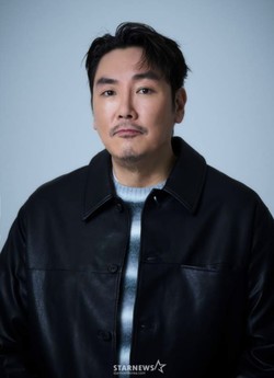 천만배우(영화 명량, 암살) 조진웅 사진